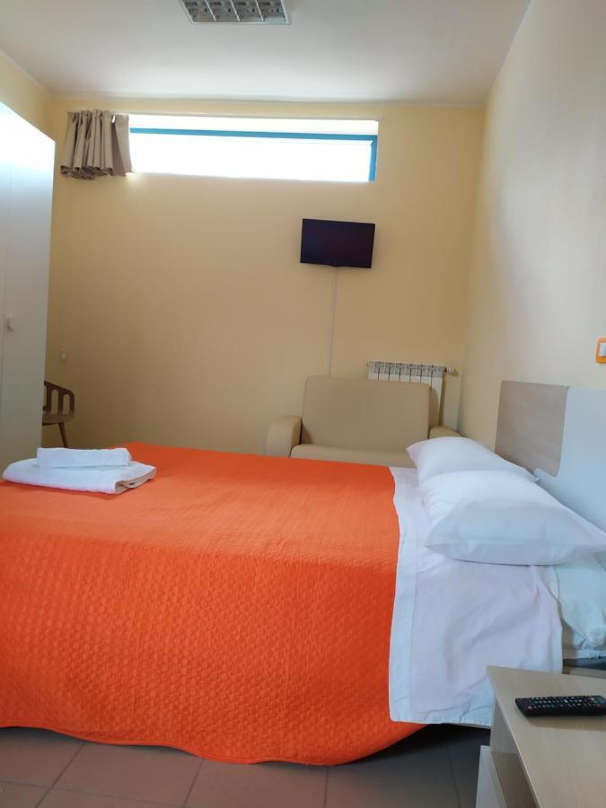 Basilicata Al Volo Hostel Brindisi di Montagna Exterior photo